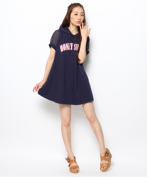 one after another NICE CLAUP（ワンアフターアナザーナイスクラップ）の「【ヒルナンデス紹介商品　ナイスクラップ】パーカー異素材ワンピース（パーカー・レディース・オフホワイト/ネイビー/パープル・FREE）」の11枚目の写真