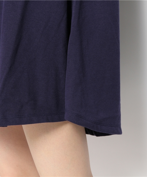 one after another NICE CLAUP（ワンアフターアナザーナイスクラップ）の「【ヒルナンデス紹介商品　ナイスクラップ】パーカー異素材ワンピース（パーカー・レディース・オフホワイト/ネイビー/パープル・FREE）」の8枚目の写真