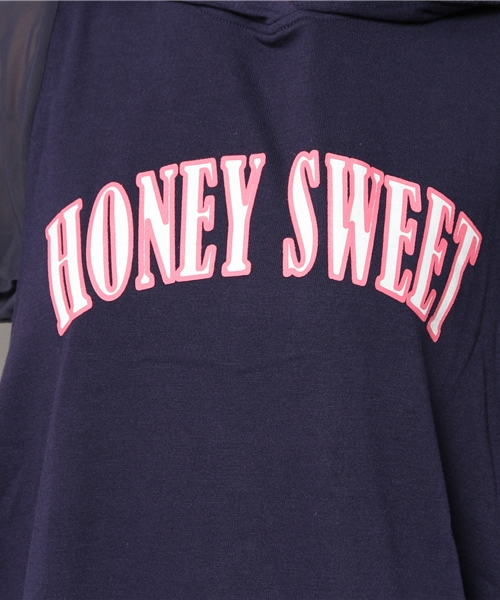 one after another NICE CLAUP（ワンアフターアナザーナイスクラップ）の「【ヒルナンデス紹介商品　ナイスクラップ】パーカー異素材ワンピース（パーカー・レディース・オフホワイト/ネイビー/パープル・FREE）」の7枚目の写真