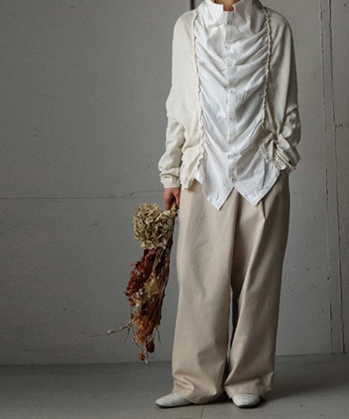 楽天最安値に挑戦 トップス Antiqua アンティカ のシャツ ブラウス 一枚でお洒落が映える実力の持ち主 レイヤード風デザインシャツ Pu を購入できます Antiqua シャツ ブラウス一枚でお洒落が映える実力の持ち主 レイヤード風デザインシャツ