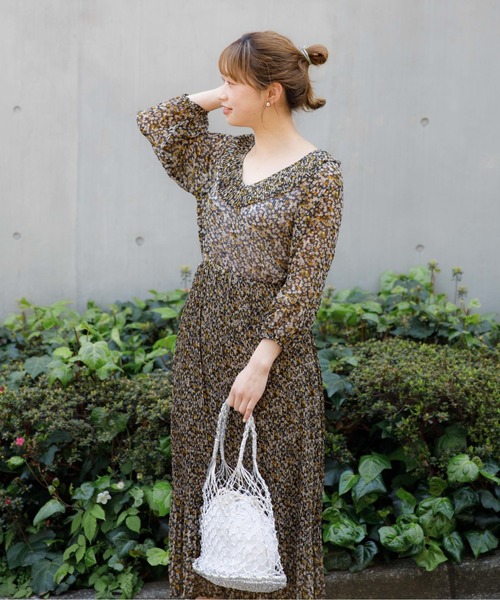 セール メニーフラワーワンピース ワンピース Flower フラワー のファッション通販 Zozotown