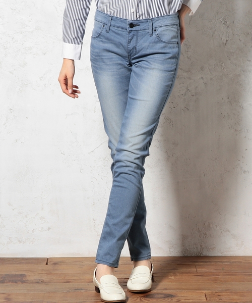 Lee（リー）の「LEE（リー） DENIM JEGGINGSパンツ（デニムパンツ・レディース・ライトブルー/ネイビー・X-SMALL/MEDIUM/SMALL）」の2枚目の写真