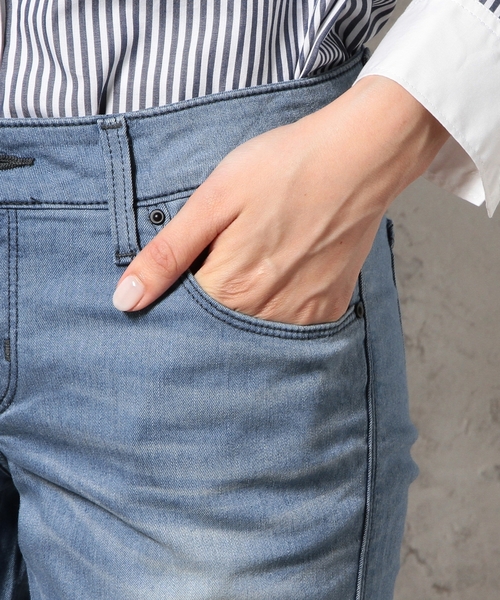 Lee（リー）の「LEE（リー） DENIM JEGGINGSパンツ（デニムパンツ・レディース・ライトブルー/ネイビー・X-SMALL/MEDIUM/SMALL）」の13枚目の写真