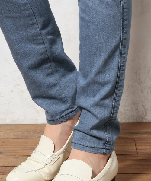 Lee（リー）の「LEE（リー） DENIM JEGGINGSパンツ（デニムパンツ・レディース・ライトブルー/ネイビー・X-SMALL/MEDIUM/SMALL）」の9枚目の写真