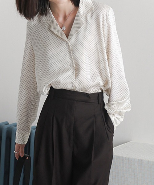 chuclla(チュクラ)の「【chuclla】【2020/SS】ポルカドット柄 サテンタッチ ラペルカラーシャツ chw1045(シャツ/ブラウス・レディース・ホワイト/ブラック・FREE)」の7枚目の写真