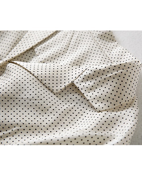 chuclla(チュクラ)の「【chuclla】【2020/SS】ポルカドット柄 サテンタッチ ラペルカラーシャツ chw1045(シャツ/ブラウス・レディース・ホワイト/ブラック・FREE)」の17枚目の写真