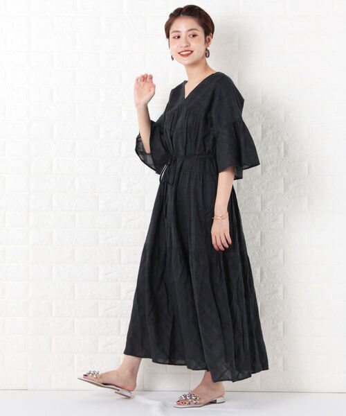 neQuittezpas（ヌキテパ）ワンピース美品（タグ付属） neQuittezpas（ヌキテパ）ワンピース美品（タグ付属）