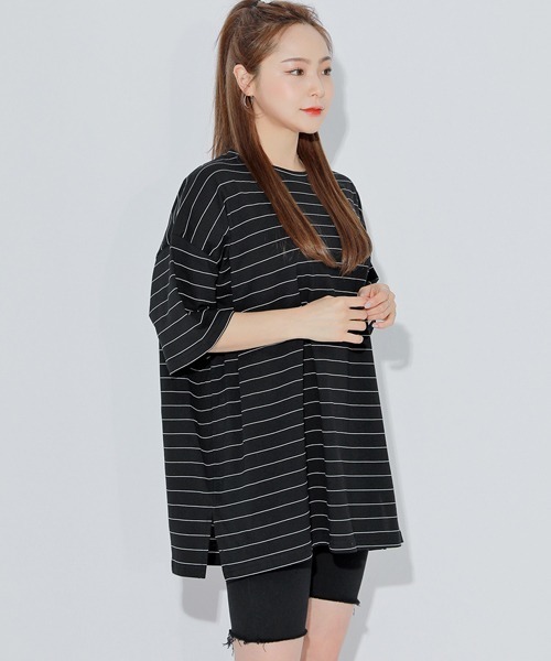 HOTPING（ホッピン）の「ラウンドネック配色ボーダールーズTシャツ（Tシャツ/カットソー・レディース・アイボリー/ブラック/ブルー・FREE）」の4枚目の写真