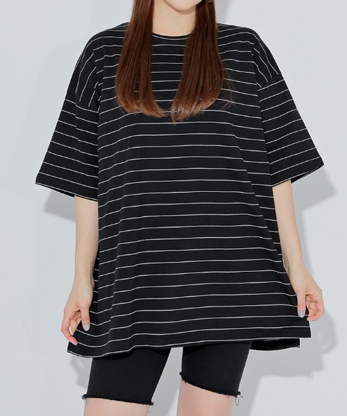 HOTPING（ホッピン）の「ラウンドネック配色ボーダールーズTシャツ（Tシャツ/カットソー・レディース・アイボリー/ブラック/ブルー・FREE）」の7枚目の写真