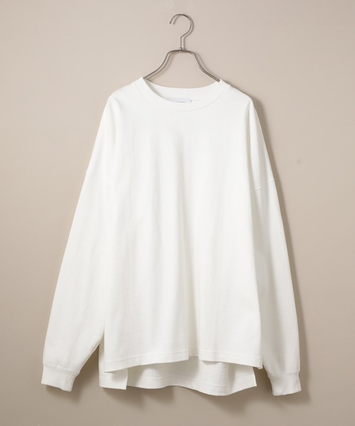 ADAM ET ROPE'（アダムエロペ）の「〈WEB・一部店舗限定〉ヘビーウェイト ドロップショルダー L/S Tee（Tシャツ/カットソー・メンズ・ホワイト/ブラック/ベージュ・M/L）」の2枚目の写真