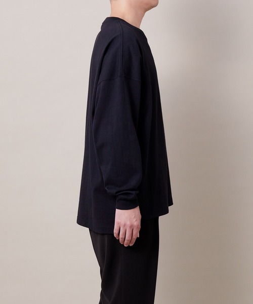 ADAM ET ROPE'（アダムエロペ）の「〈WEB・一部店舗限定〉ヘビーウェイト ドロップショルダー L/S Tee（Tシャツ/カットソー・メンズ・ホワイト/ブラック/ベージュ・M/L）」の12枚目の写真