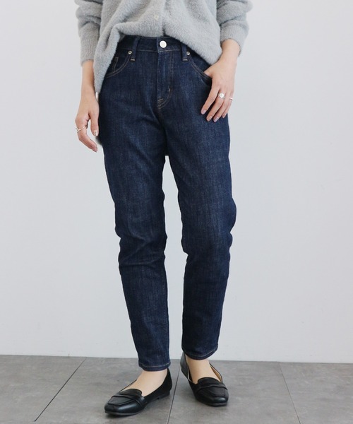 AMERICAN HOLIC（アメリカンホリック）の「テーパードデニム　＊（デニムパンツ・レディース・インディゴブルー/ワンウォッシュ/ブラック/ライトインディゴブルー・S/M/L/XXS/XS）」の4枚目の写真