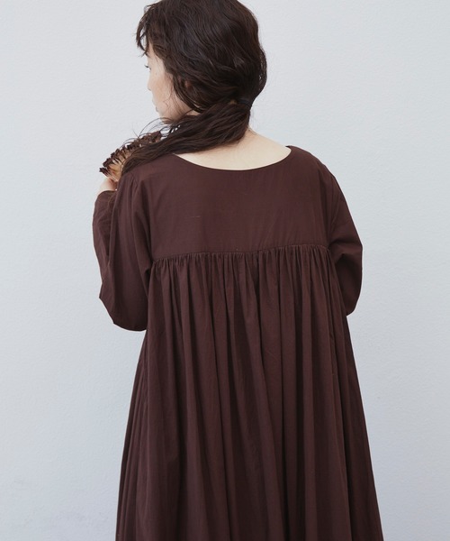 Libra Cue（リブラ キュー）の「Libra ビンテージライクコットンボリュームワンピース（ワンピース・レディース・ブラック/ブラウン/ダークブルー・FREE）」の5枚目の写真