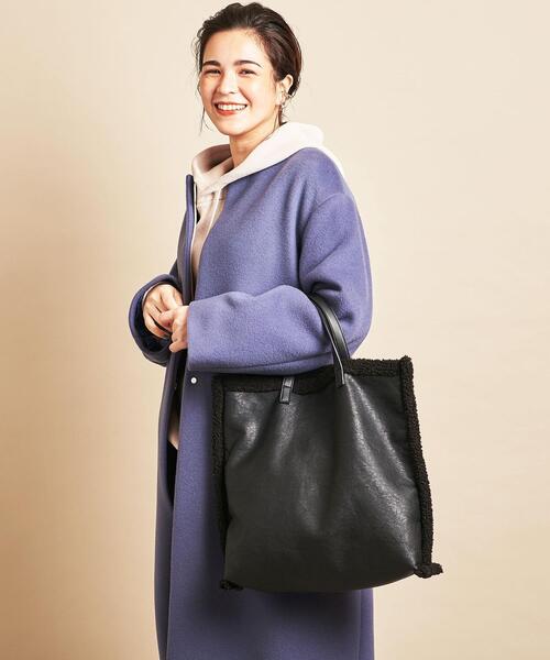 BEAUTY&YOUTH UNITED ARROWS（ビューティーアンドユースユナイテッドアローズ）の「BY∴ フェイクレザー×ボアリバーシブルトートバッグ -2WAY- ◆（トートバッグ・レディース・ブラウン/オフホワイト/ブラック・FREE）」の5枚目の写真