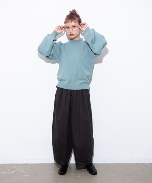 MERLOT（メルロー）の「スタンドフリルニット（ニット/セーター・レディース・ライトブルー/ブラック/オレンジ/ナチュラル/ライトパープル・FREE）」の8枚目の写真