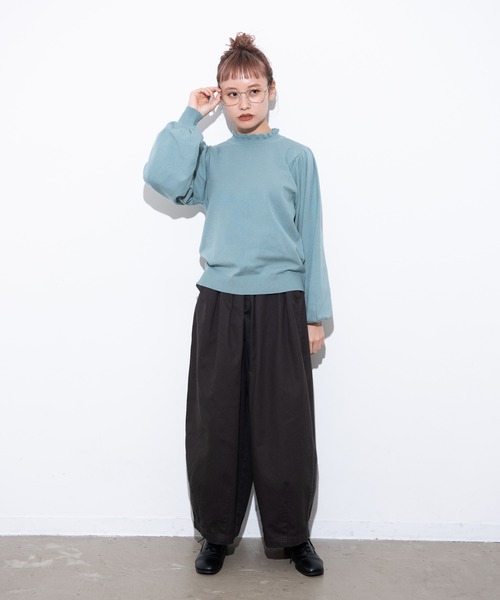 MERLOT（メルロー）の「スタンドフリルニット（ニット/セーター・レディース・ライトブルー/ブラック/オレンジ/ナチュラル/ライトパープル・FREE）」の9枚目の写真