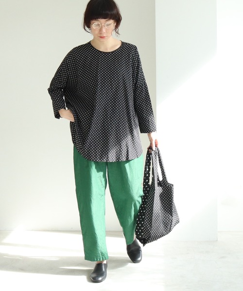 yuni（ユニ　）の「キュプラ/コットン dot プリント bag（トートバッグ・レディース・ホワイト×ブラック・FREE）」の5枚目の写真