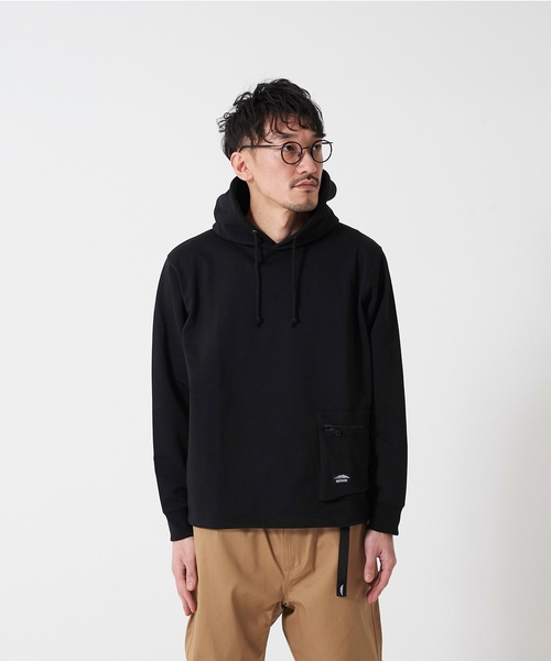 OUTDOOR PRODUCTS APPAREL（アウトドアプロダクツアパレル）の「防シワポケットプルパーカー 　UVカット　ポケット付き　ワンポイントブランドロゴ（パーカー・メンズ・アイボリー/ベージュ/ブラック・X-LARGE/LARGE/MEDIUM）」の16枚目の写真