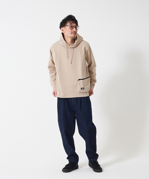 OUTDOOR PRODUCTS APPAREL（アウトドアプロダクツアパレル）の「防シワポケットプルパーカー 　UVカット　ポケット付き　ワンポイントブランドロゴ（パーカー・メンズ・アイボリー/ベージュ/ブラック・X-LARGE/LARGE/MEDIUM）」の14枚目の写真