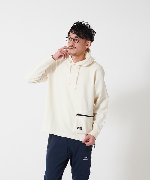 OUTDOOR PRODUCTS APPAREL（アウトドアプロダクツアパレル）の「防シワポケットプルパーカー 　UVカット　ポケット付き　ワンポイントブランドロゴ（パーカー・メンズ・アイボリー/ベージュ/ブラック・X-LARGE/LARGE/MEDIUM）」の9枚目の写真