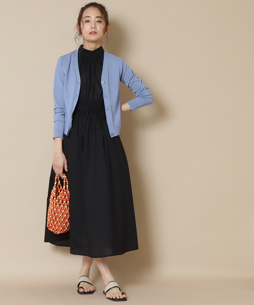 N.（N. Natural Beauty Basic）（エヌエヌナチュラルビューティーベーシック）の「◆ハイツイストコットンレーヨンＶカーディガン（カーディガン/ボレロ・レディース・アッシュブラウン/クリーム/ブルー/ネイビー/オレンジ・MEDIUM）」の14枚目の写真