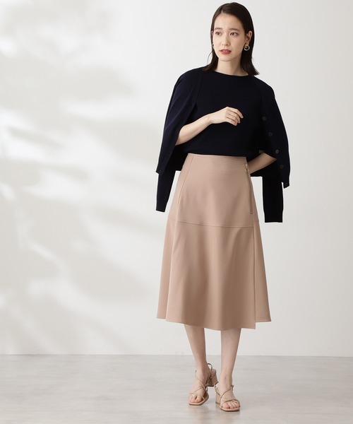 N.（N. Natural Beauty Basic）（エヌエヌナチュラルビューティーベーシック）の「◆ハイツイストコットンレーヨンＶカーディガン（カーディガン/ボレロ・レディース・アッシュブラウン/クリーム/ブルー/ネイビー/オレンジ・MEDIUM）」の16枚目の写真