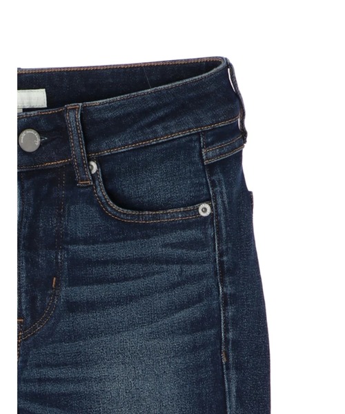 earth music&ecology(アースミュージックアンドエコロジー)の「スキスキスキニーフリンジクロップド(デニム) *(デニムパンツ・レディース・ライトインディゴブルー/ブルー系その他・SMALL/MEDIUM/LARGE)」の14枚目の写真