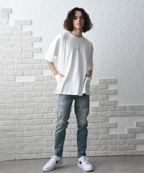 NIDO（ニド）の「スムースロゴサイドポケットT（Tシャツ