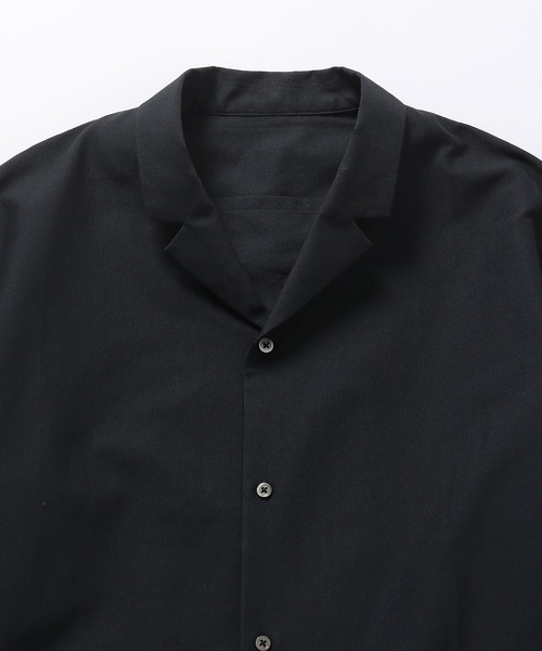 ADAM ET ROPE'（アダムエロペ）の「【吸水速乾/超軽量】ルーズシルエット オープンカラーシャツ/セットアップ対応（シャツ/ブラウス・メンズ・ブラック・S/M/L/XL/XS）」の2枚目の写真