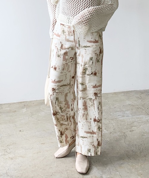 LIAN（リアン）の「水彩柄ストレートパンツ（その他パンツ・レディース・パープル/グリーン・FREE）」の2枚目の写真