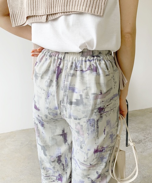 LIAN（リアン）の「水彩柄ストレートパンツ（その他パンツ・レディース・パープル/グリーン・FREE）」の13枚目の写真