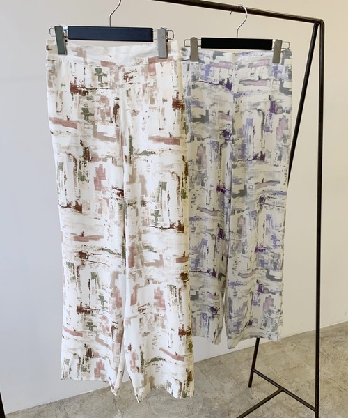 LIAN（リアン）の「水彩柄ストレートパンツ（その他パンツ・レディース・パープル/グリーン・FREE）」の16枚目の写真