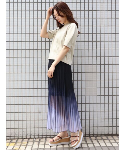 MURUA（ムルーア）の「ボリュームスリーブトップス（Tシャツ/カットソー・レディース・ホワイト/ブラック/ベージュ/グリーン・FREE）」の13枚目の写真