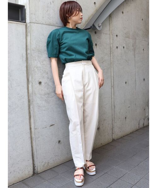 MURUA（ムルーア）の「ボリュームスリーブトップス（Tシャツ/カットソー・レディース・ホワイト/ブラック/ベージュ/グリーン・FREE）」の16枚目の写真