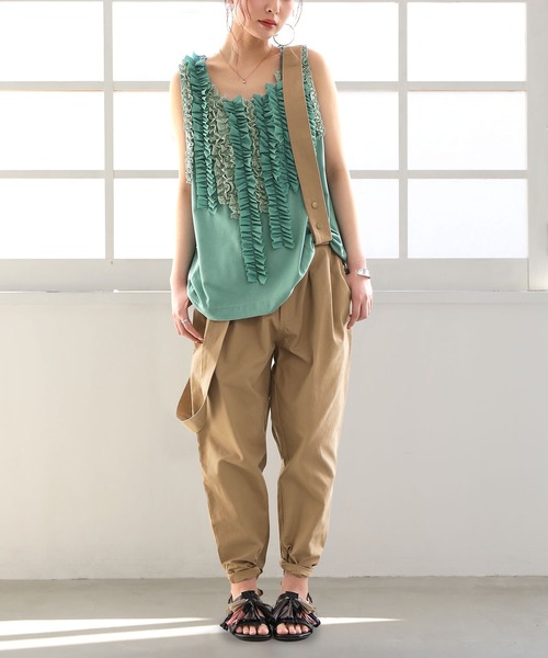 osharewalker（オシャレウォーカー）の「【廃盤】『ボリュームレースフリルタンク』（タンクトップ・レディース・ブラック/オフホワイト/グリーン/ピンク・2/1）」の14枚目の写真