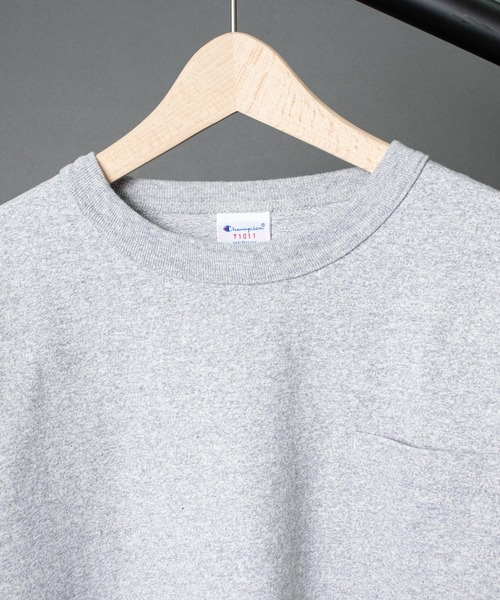 Champion（チャンピオン）の「【 Champion / チャンピオン 】T1011  L/S T-SHIRT WITH POCKET MADE IN USA  ポケットロングスリーブTシャツ C5P401（Tシャツ/カットソー・メンズ・ホワイト/ブラック/グレー/モスグリーン/グリーン/ネイビー・MEDIUM/LARGE/X-LARGE）」の7枚目の写真