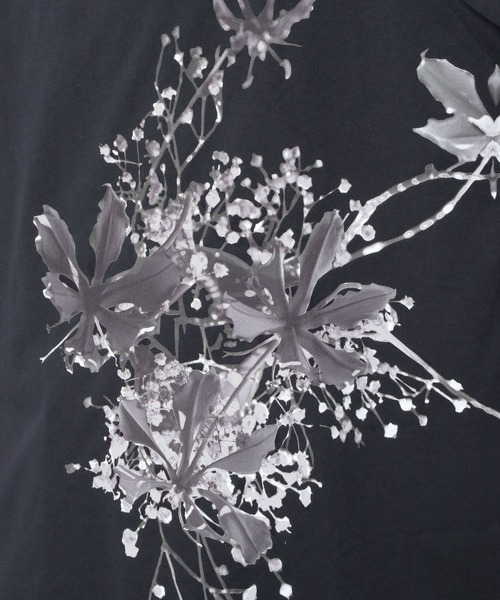 HARE(ハレ)の「フォトプリントBIGTEE by DAIKI NAKAMURA(HARE)(Tシャツ/カットソー・メンズ・オフホワイト/ブラック/ベージュ・SMALL/MEDIUM)」の5枚目の写真