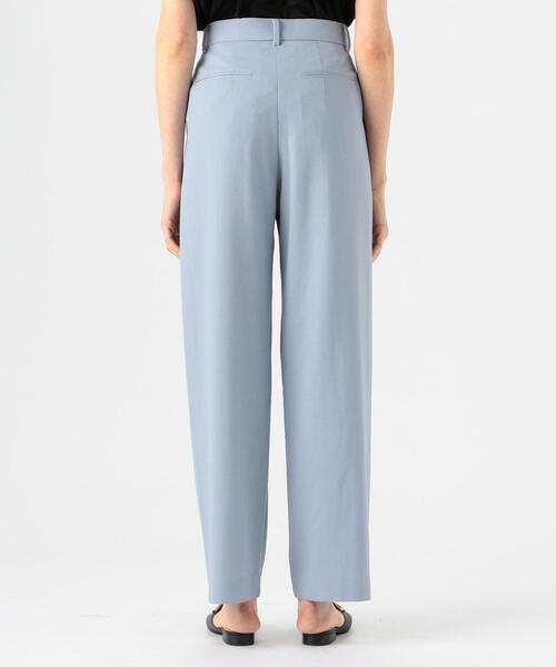 TOMORROWLAND (トゥモローランド)の「ユーティリティツイル フロントタックパンツ(スラックス・レディース・レッド/ライトブルー/ネイビー・32/36/34)」の14枚目の写真