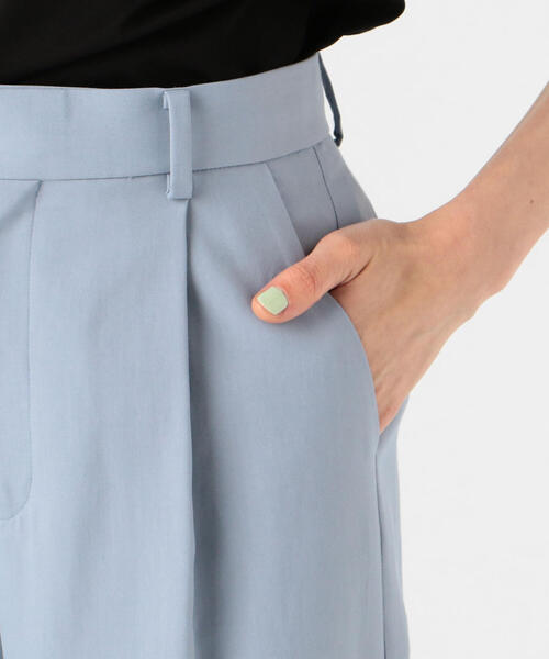 TOMORROWLAND (トゥモローランド)の「ユーティリティツイル フロントタックパンツ(スラックス・レディース・レッド/ライトブルー/ネイビー・32/36/34)」の19枚目の写真