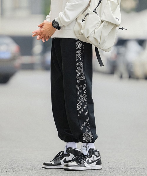 HOOK(フック)の「【HOOK】【新作】 サイドバンダナ切り替えスウェットパンツ(スウェットパンツ・メンズ・グレー/ブラック・M/XXL/L/XL)」の2枚目の写真