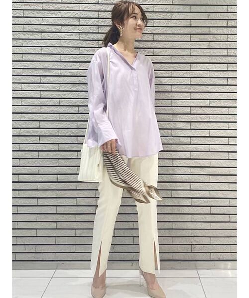 MERCURYDUO（マーキュリーデュオ）の「スタンドカラーバックシャンブラウス（シャツ/ブラウス・レディース・オフホワイト/ライトブルー/ラベンダー・FREE）」の5枚目の写真