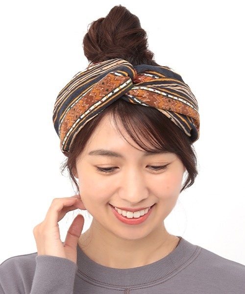 チチカカ（チチカカ）の「ストライプコーデュロイヘアバンド（ヘアバンド・レディース・ネイビー/レッド/オレンジ・FREE）」の10枚目の写真
