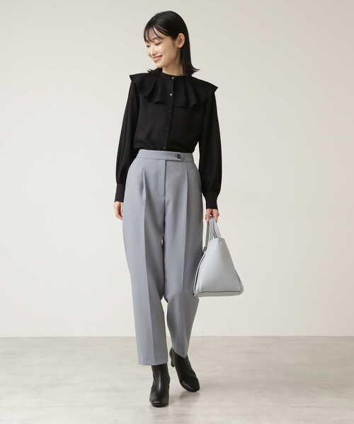 NATURAL BEAUTY BASIC（ナチュラルビューティーベーシック）の「ラッフルカラーブラウス/0171210900（シャツ/ブラウス・レディース・ブラック/ブラウン/オフホワイト・SMALL/MEDIUM）」の7枚目の写真