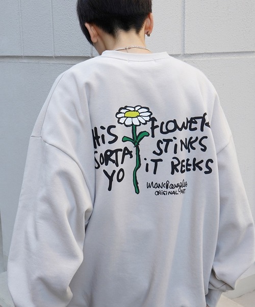 Mark Gonzales（マーク・ゴンザレス）の「【MARK GONZALES ARTWORK COLLECTION / マーク ゴンザレス】別注 ビッグシルエット イラストバックプリント プルオーバースウェット カットソー ユニセックス（スウェット・メンズ・ホワイト/チャコールグレー/ブラック/ベージュ/ブラウン/サックスブルー/ブルー/グリーン/アイボリー/ブラック系その他/ホワイト系その他2/ホワイト系その他3/ブラック系その他2/ブラック系その他3/ブルー系その他4/ミント/グリーン系その他/ブルー系その他/ホワイト系その他/ベージュ系その他3/グリーン系その他2/ブラック系その他4/ホワイト系その他4/ブルー系その他2・M/L/XL）」の14枚目の写真