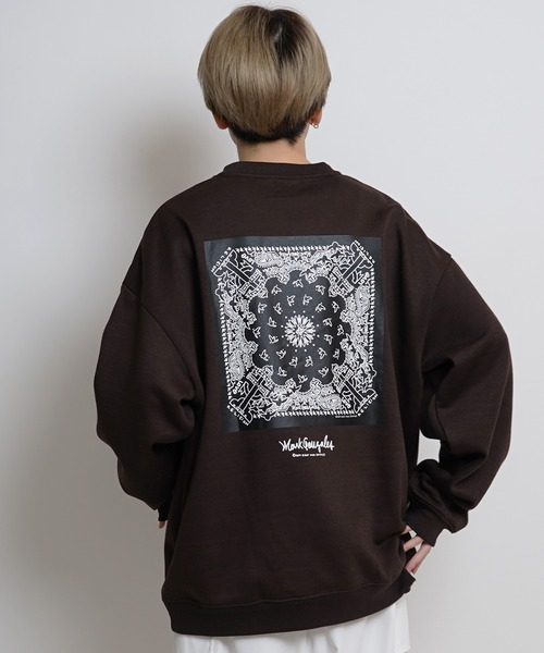 Mark Gonzales（マーク・ゴンザレス）の「【MARK GONZALES ARTWORK COLLECTION / マーク ゴンザレス】別注 ビッグシルエット イラストバックプリント プルオーバースウェット カットソー ユニセックス（スウェット・メンズ・ホワイト/チャコールグレー/ブラック/ベージュ/ブラウン/サックスブルー/ブルー/グリーン/アイボリー/ブラック系その他/ホワイト系その他2/ホワイト系その他3/ブラック系その他2/ブラック系その他3/ブルー系その他4/ミント/グリーン系その他/ブルー系その他/ホワイト系その他/ベージュ系その他3/グリーン系その他2/ブラック系その他4/ホワイト系その他4/ブルー系その他2・M/L/XL）」の13枚目の写真