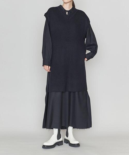 ASTRAET(アストラット)の「<ASTRAET(アストラット)>スキッパー ワンピース(ワンピース・レディース・ブラック/ネイビー・FREE)」の1枚目の写真