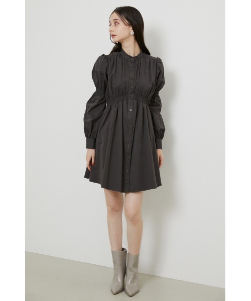 rienda（リエンダ）の「シャーリングデザインシャツワンピース（ワンピース・レディース・キャメル/ダークグレー/ライトベージュ・MEDIUM/SMALL）」の17枚目の写真