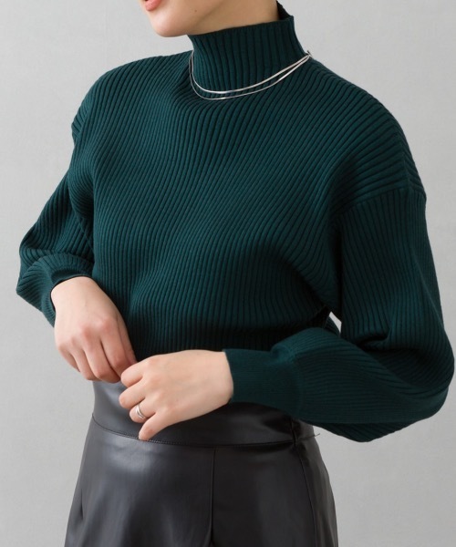 SpRay（スプレイ）の「ボリュ－ム袖ボトルネックニット（ニット/セーター・レディース・ブラック/ブラウン/イエロー/ブルー/グリーン/アイボリー/モカ/レンガ/ライトブラウン/マスタード/ダークブラウン/パープル/レッド系その他/ライトグリーン/ダークグリーン/ライトパープル・FREE）」の8枚目の写真