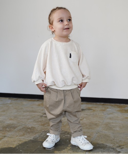 quoti use fith（クゥオティ　ユース　フィス）の「星柄パイル 長袖クルースウェット（スウェット・キッズ・チャコールグレー/ホワイト/パープル・100/90/80/120/130/110）」の12枚目の写真