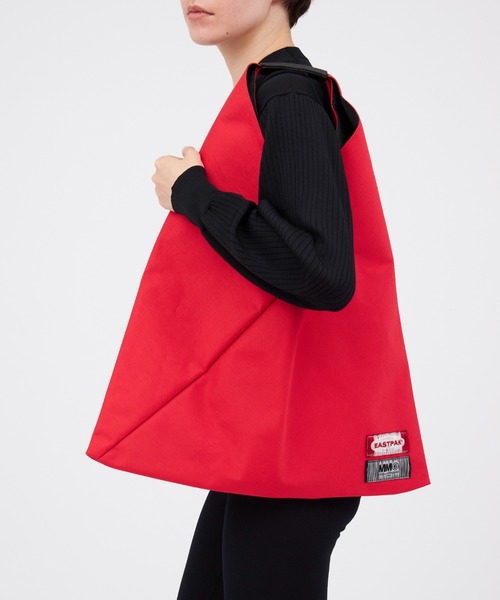 MM6 Maison Margiela(エムエムシックス メゾン マルジェラ)の「EASTPAK×MM6 Tote MM6(バックパック/リュック・レディース・ローズ・FREE)」の1枚目の写真